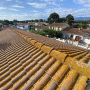 Peinture hydrofuge coloré pour toiture à Perpignan