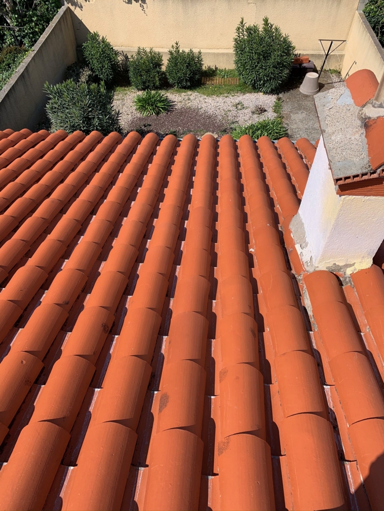 Nettoyage et démoussage de toiture à Perpignan