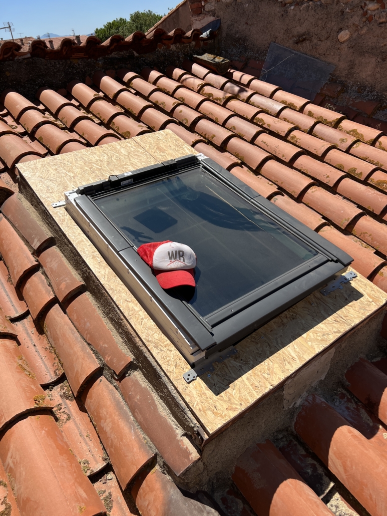 Installation de Velux à Perpignan par WB Toit Concept